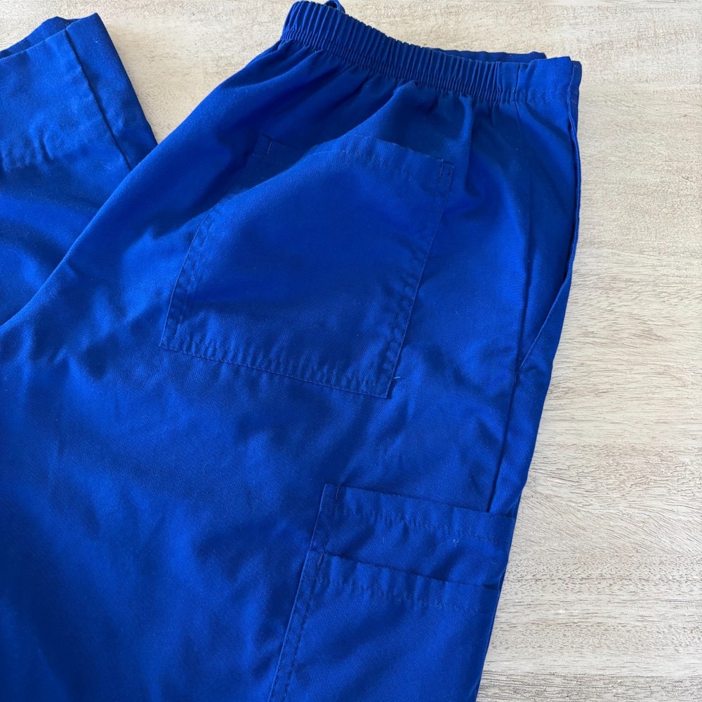 SB Scrubs Scrub Set Electric Blue Women's Small Top And Bottom - Picture 12 of 16